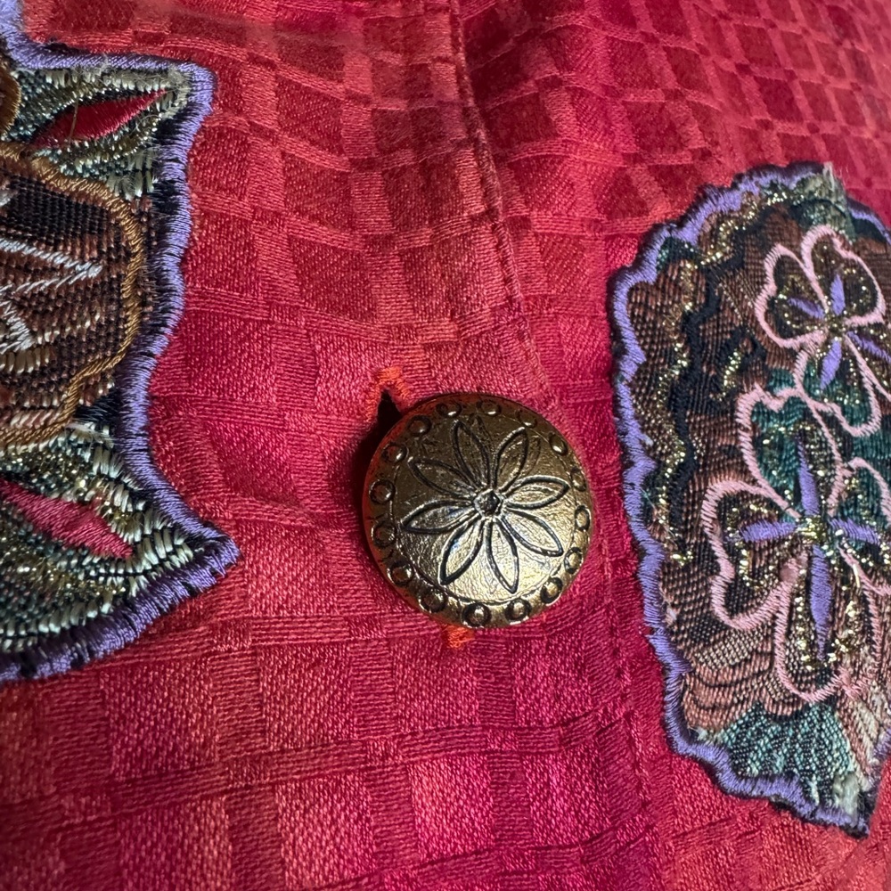 Draper’s and Demon’s Embroidered Floral Jacket - Picture 4 of 10
